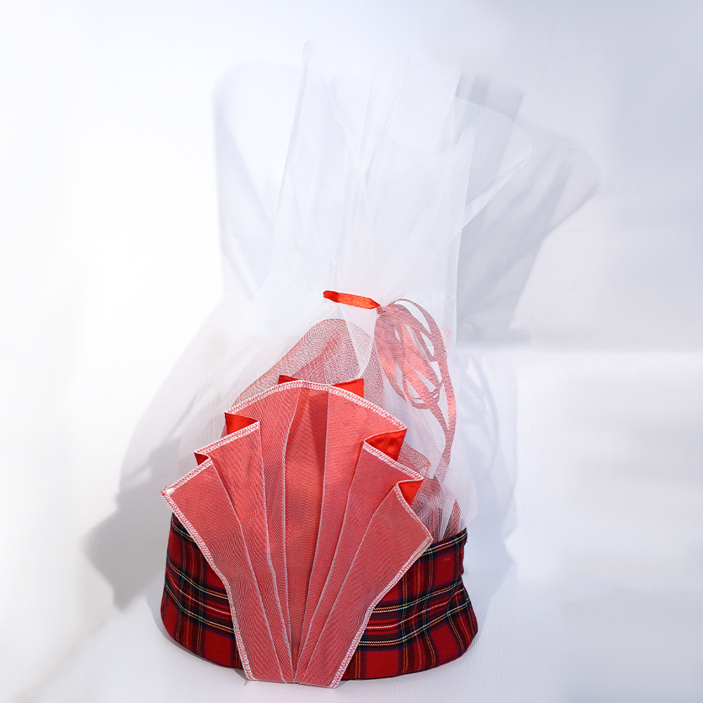 Elegant Gift Packaging - Image 2